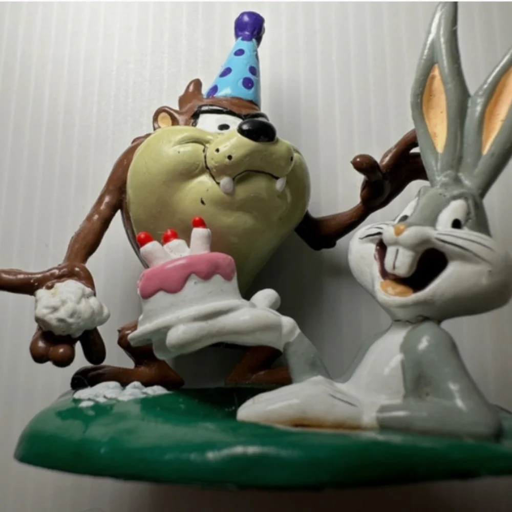 Vintage Looney Tunes Taz Bugs Bunny Birthday PVC Action Figure Cake Topper 1995